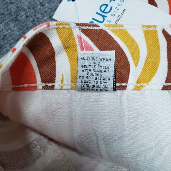 Rue21 Jeans Womens Plus 1X Multicolor Denim Skate Straight Leg Wavy Stretch New - Picture 11 of 12